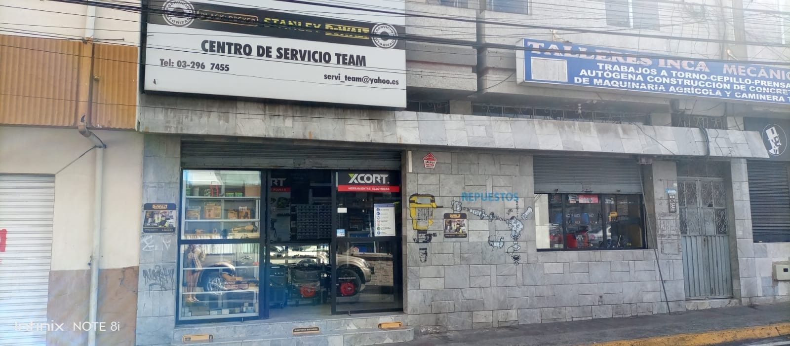 Fachada del Centro de Servicio Team en Riobamba